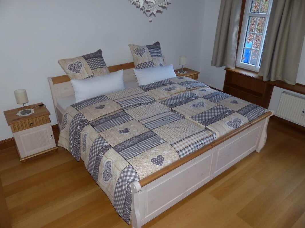 Ferienwohnung "Alte Pleiner Muehle" Buitenkant foto